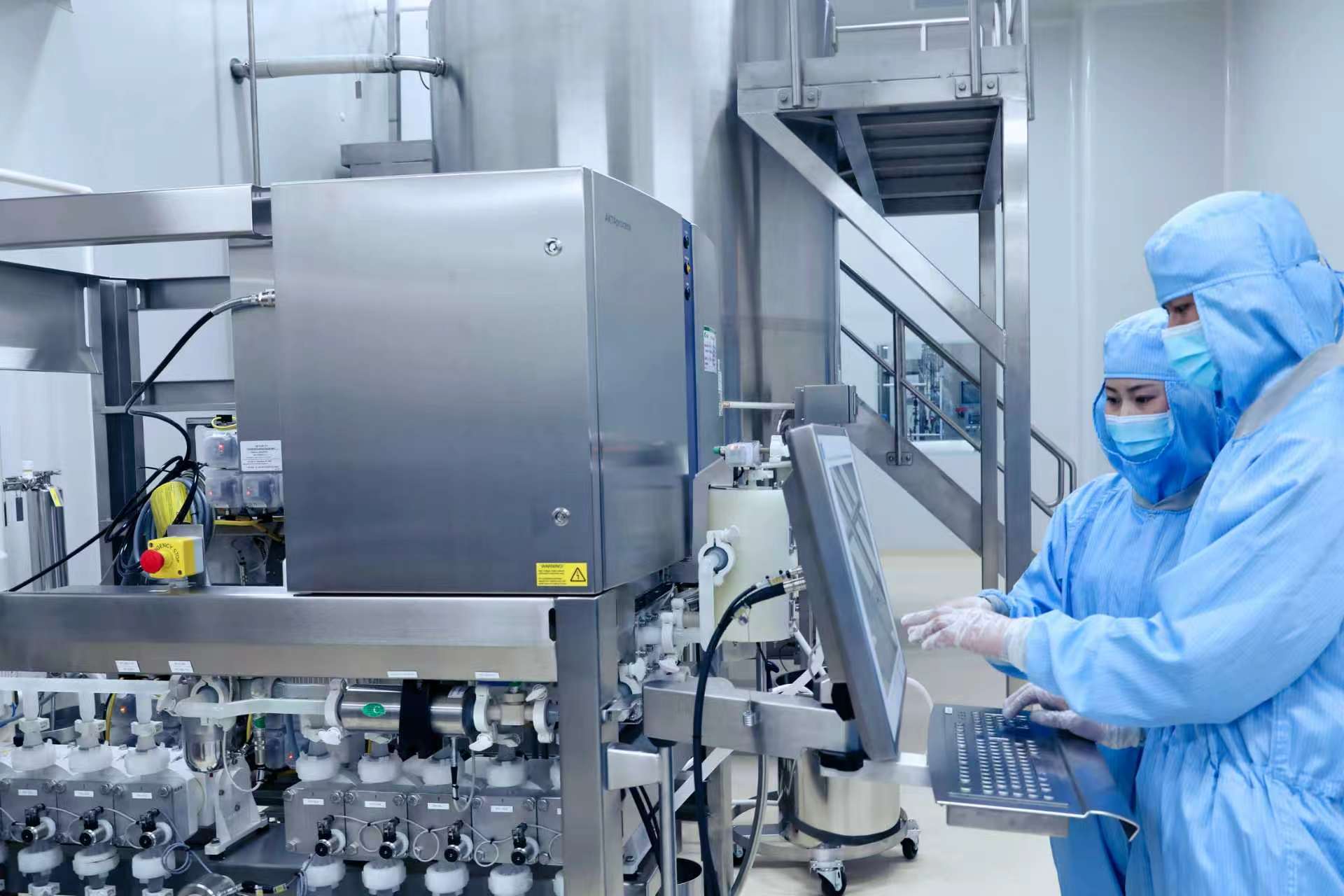 Peptide synthesis and purification laboratory at our Shenzhen manufacturing facility