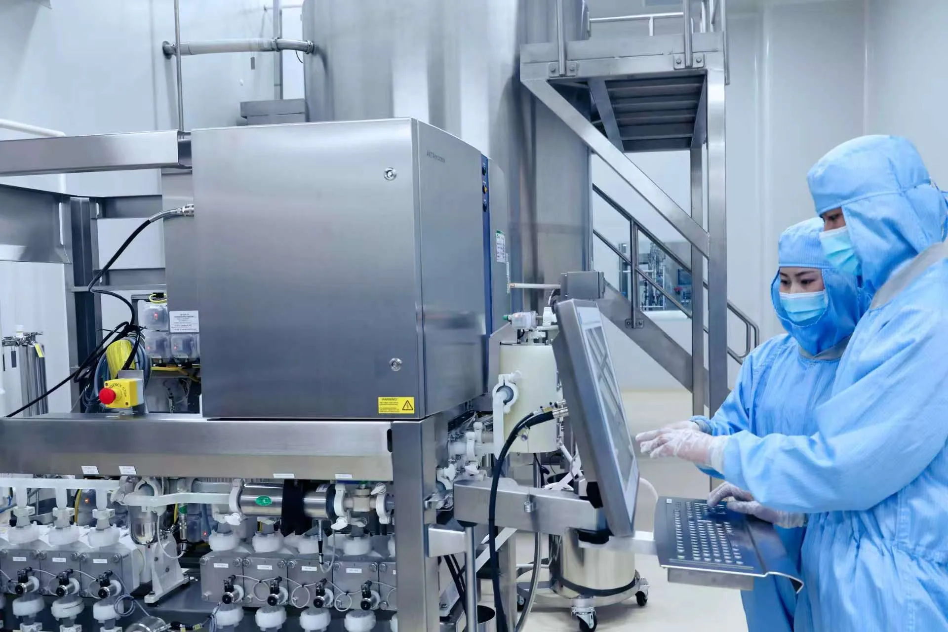 Peptide synthesis and purification laboratory at our Shenzhen manufacturing facility